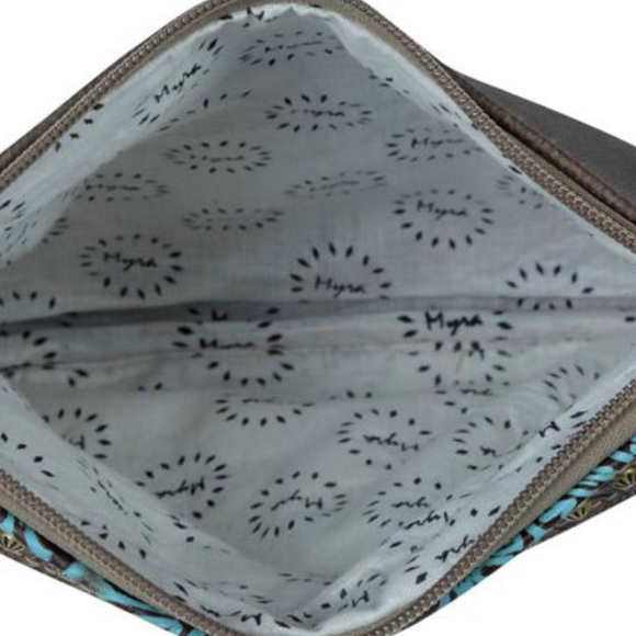 New Myra Crossbody Embossed Leather Boho Western Bag - Picture 4 of 4